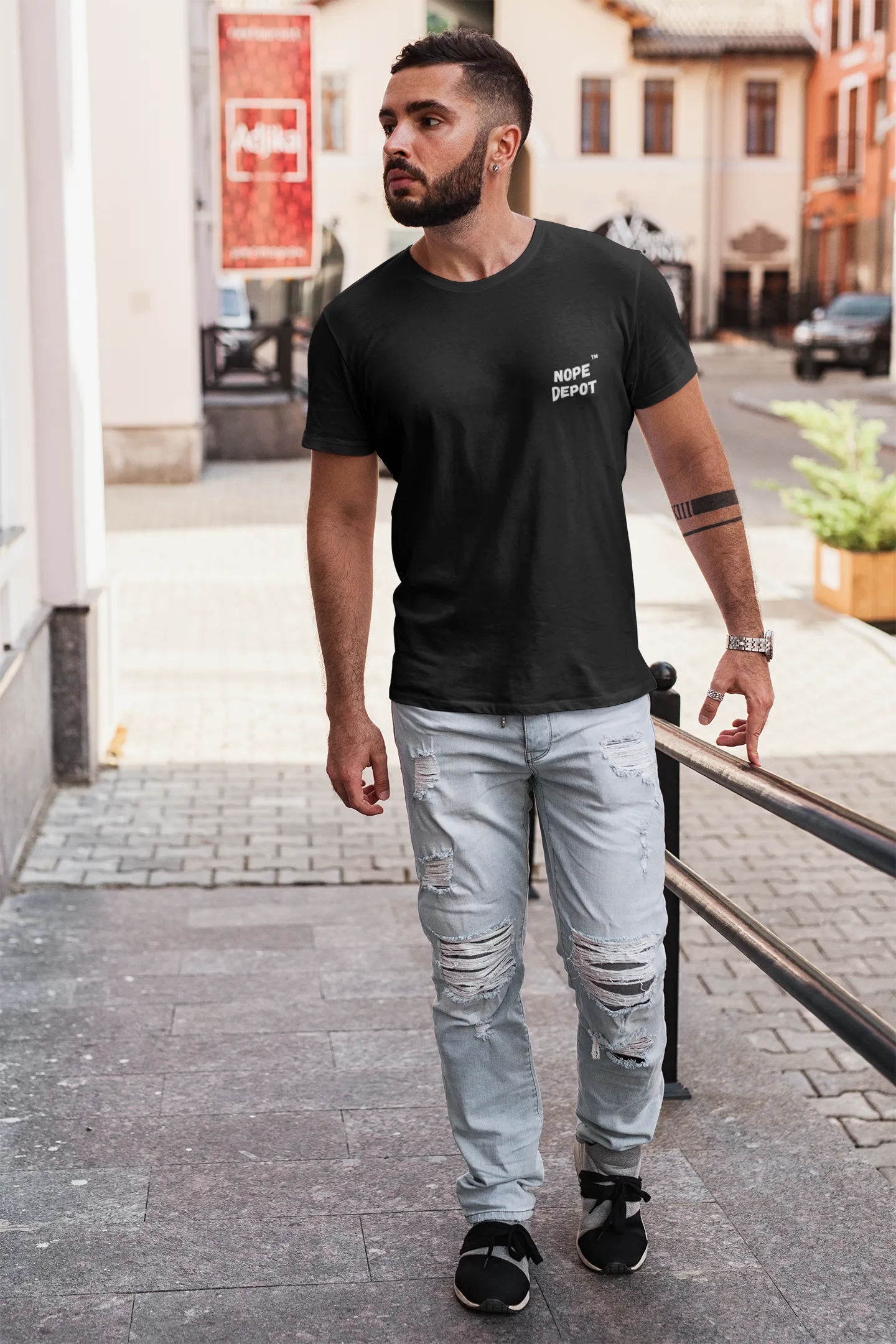 SANITY RUNNING OUT TEE